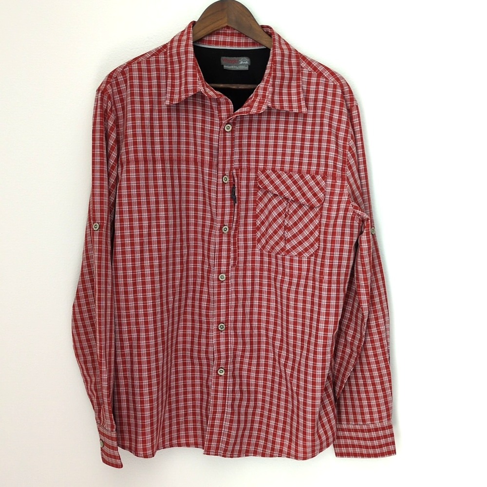 Wrangler Outdoor Perfomance Fabric SZ L Button Down Shirt Red Plaid Regular Fit